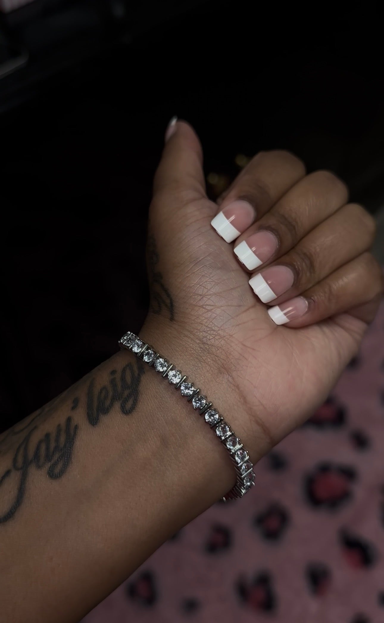 In between the lines 💕 (silver)