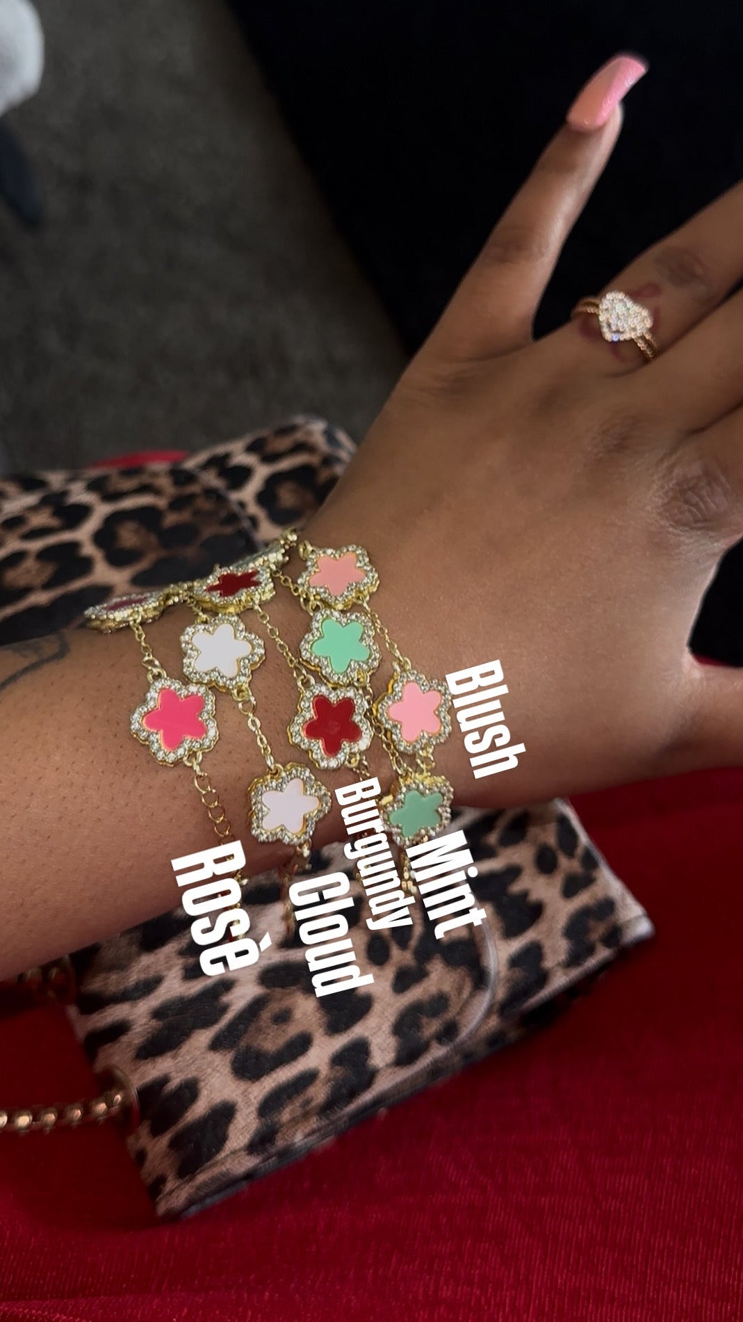 Clover Charm bracelet ✨